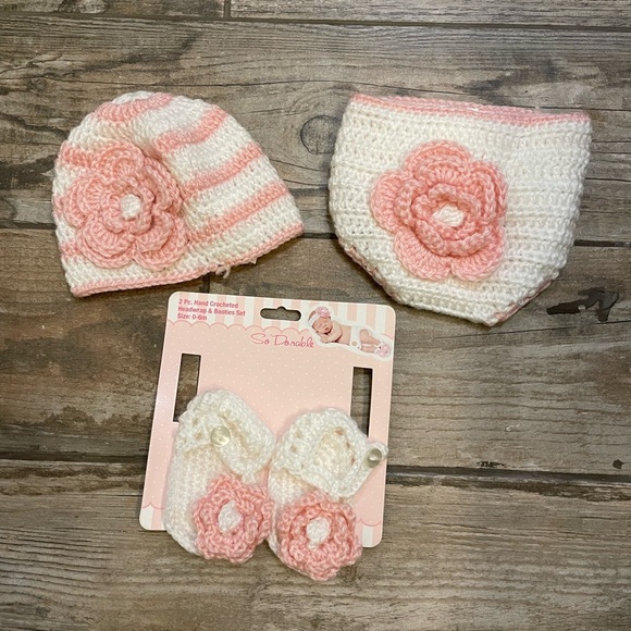 BNWT Pink and Cream Crochet Infant Hat, Diaper Cover, and Booties - Picture 1 of 1